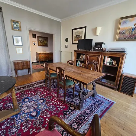 Spacieux En Plein Coeur De Apartman Breszt